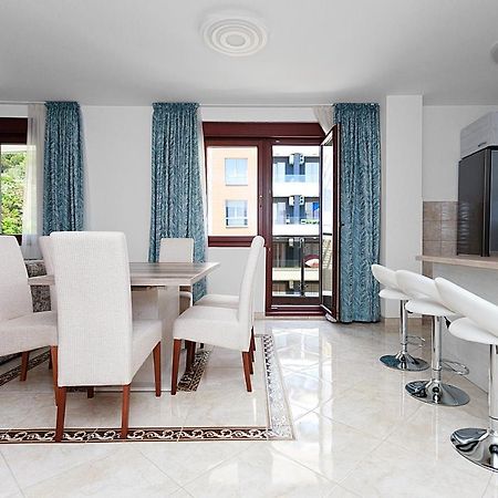 Three Bedroom Spacious Apartment Anatolia Budva Eksteriør bilde