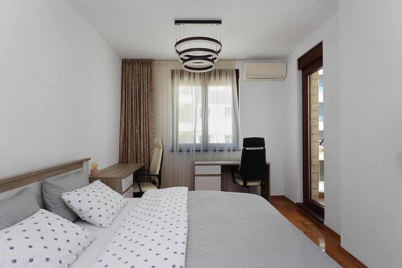 Three Bedroom Spacious Apartment Anatolia Budva Eksteriør bilde