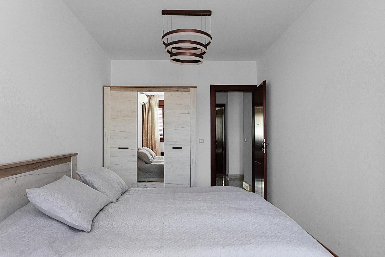 Three Bedroom Spacious Apartment Anatolia Budva Eksteriør bilde