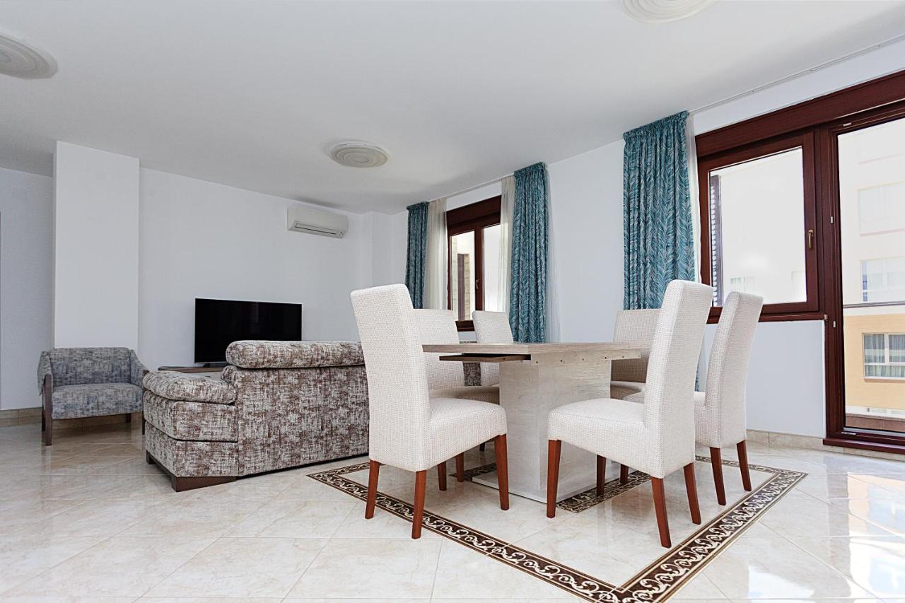 Three Bedroom Spacious Apartment Anatolia Budva Eksteriør bilde