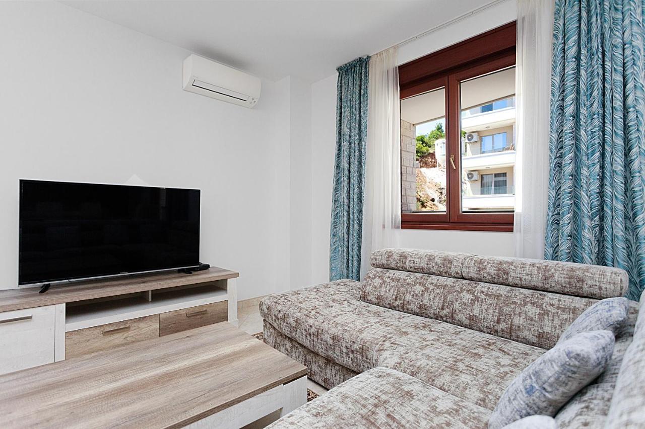 Three Bedroom Spacious Apartment Anatolia Budva Eksteriør bilde